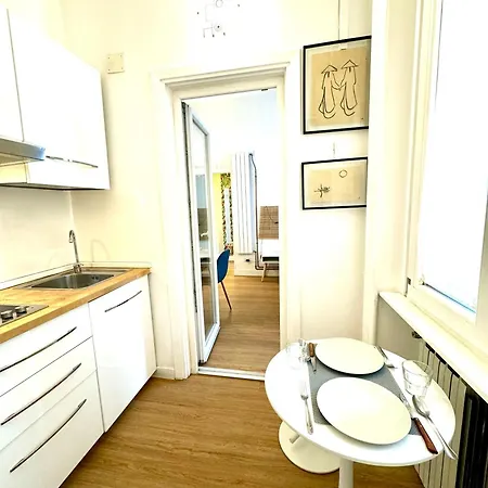 Angelico 90 Apartment *